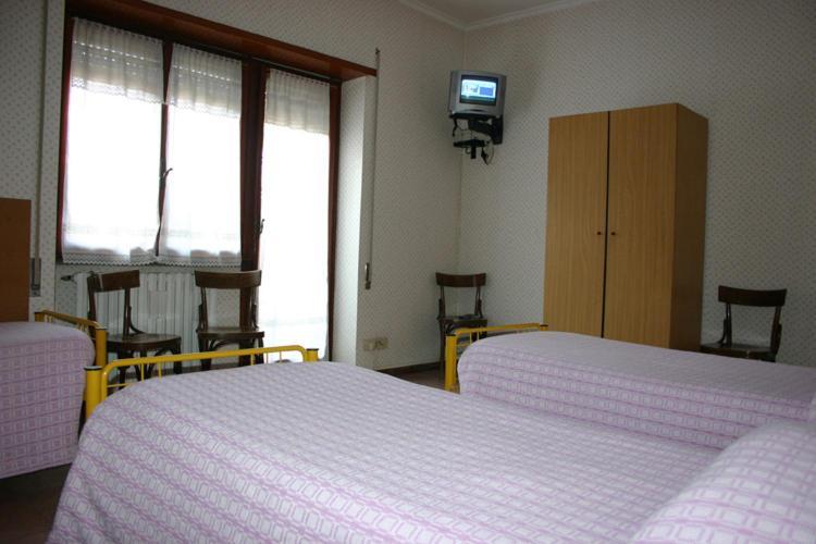 Albergo Anna Ciampino Exterior foto
